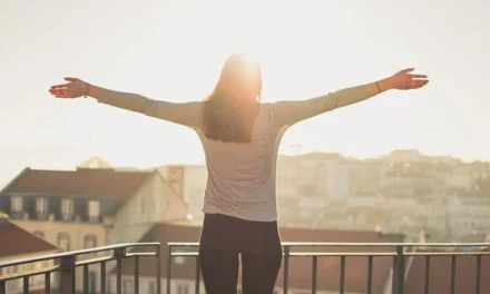 8 Things Ridiculously Successful People Do Before 8 AM